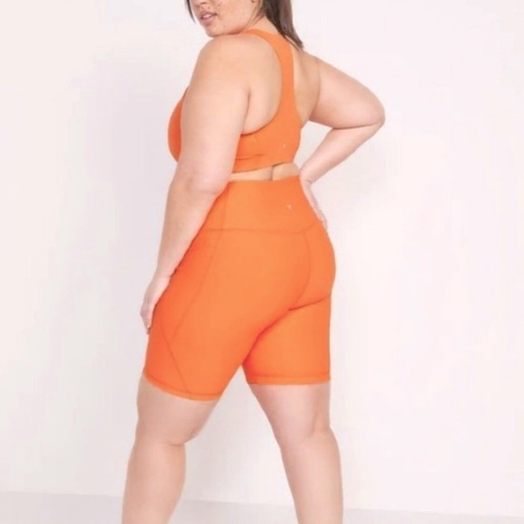 Old Navy High-Waisted PowerSoft Side Pockets Compression Biker Short 8’inseam 4X - Picture 4 of 11